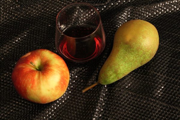 How To Use Apple &Pear Juices For Constipation Home Remedy ...