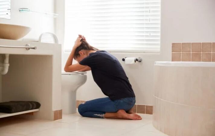 Nausea, Vomiting and Diarrhea: 14 Causes with Treatment