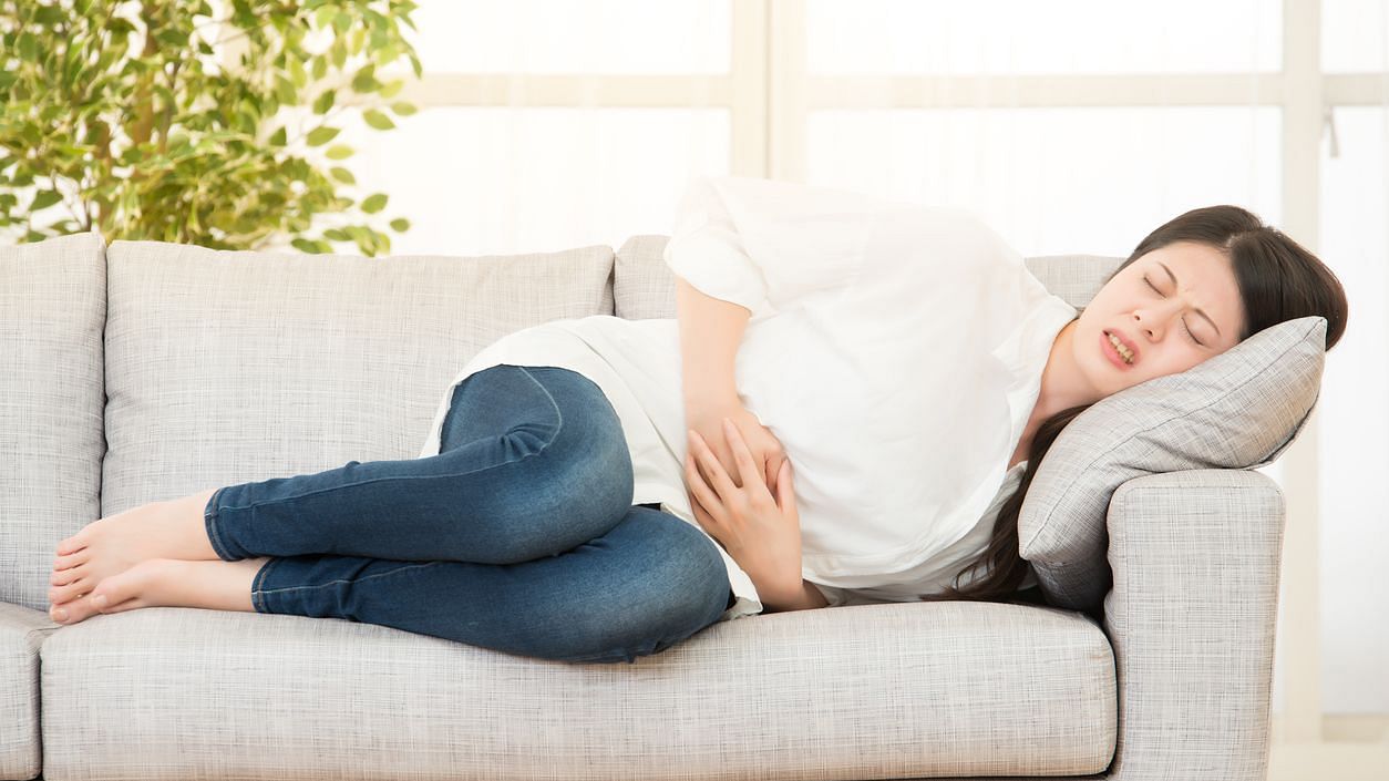 Period Bloating: What Is the Cause, Symptoms and Treatment?